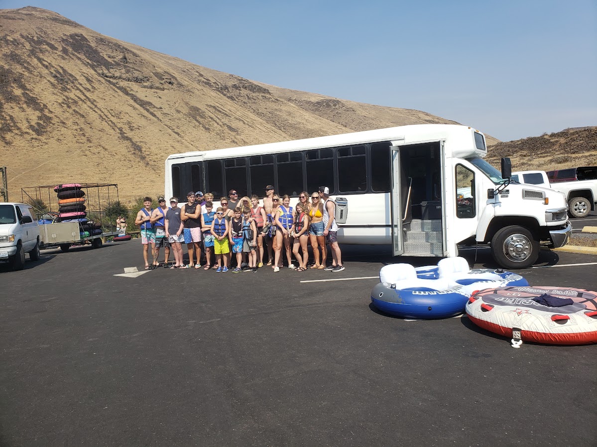 River Rafting Bus Meet the Fleet — Seattle Party Bus Gallery